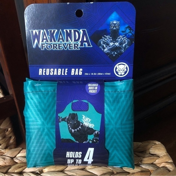 Marvel: Wakanda Forever: Green Black Panther reusable bag (23”x16.5”) - Picture 1 of 5